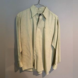 Men’s linen dress shirt